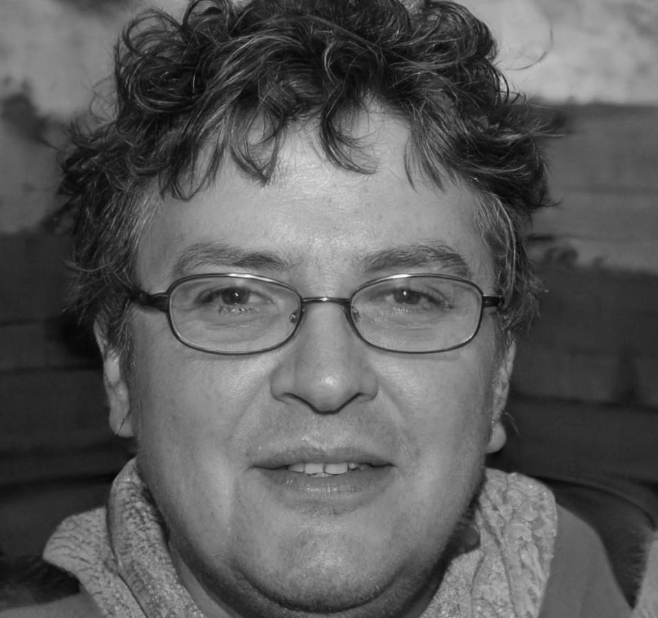 Gründer Lennart Vöhringer bei einer mobilen Fotografie-Session in Stuttgart